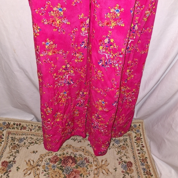 Floral Pink Sleeveless Jumpsuit - Picture 4 of 7